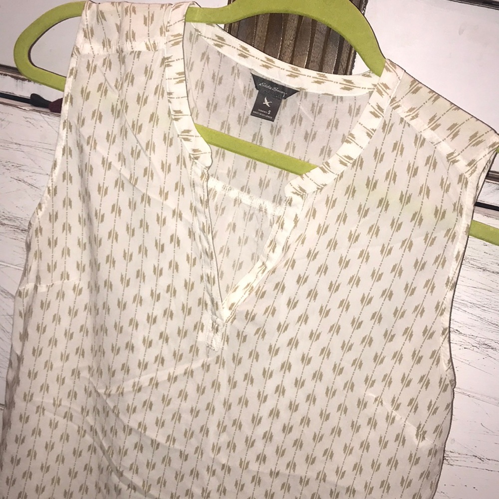 Like new! Eddie Bauer top!